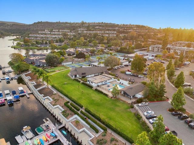 1530 Camino Linda Drive, San Marcos, CA 92078