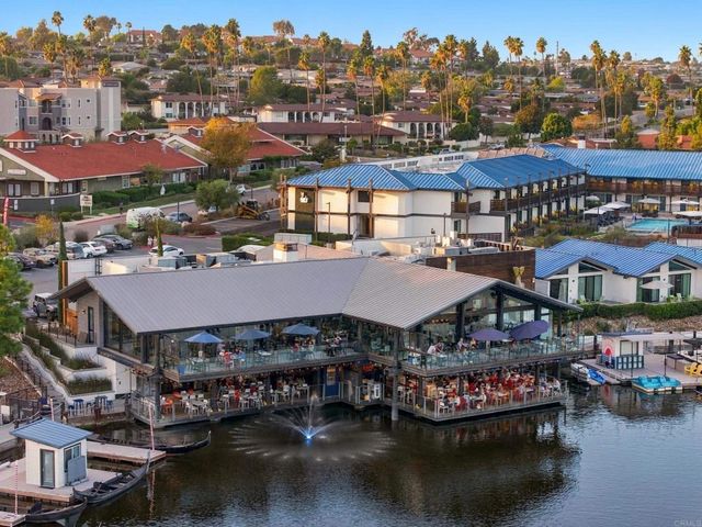 1530 Camino Linda Drive, San Marcos, CA 92078