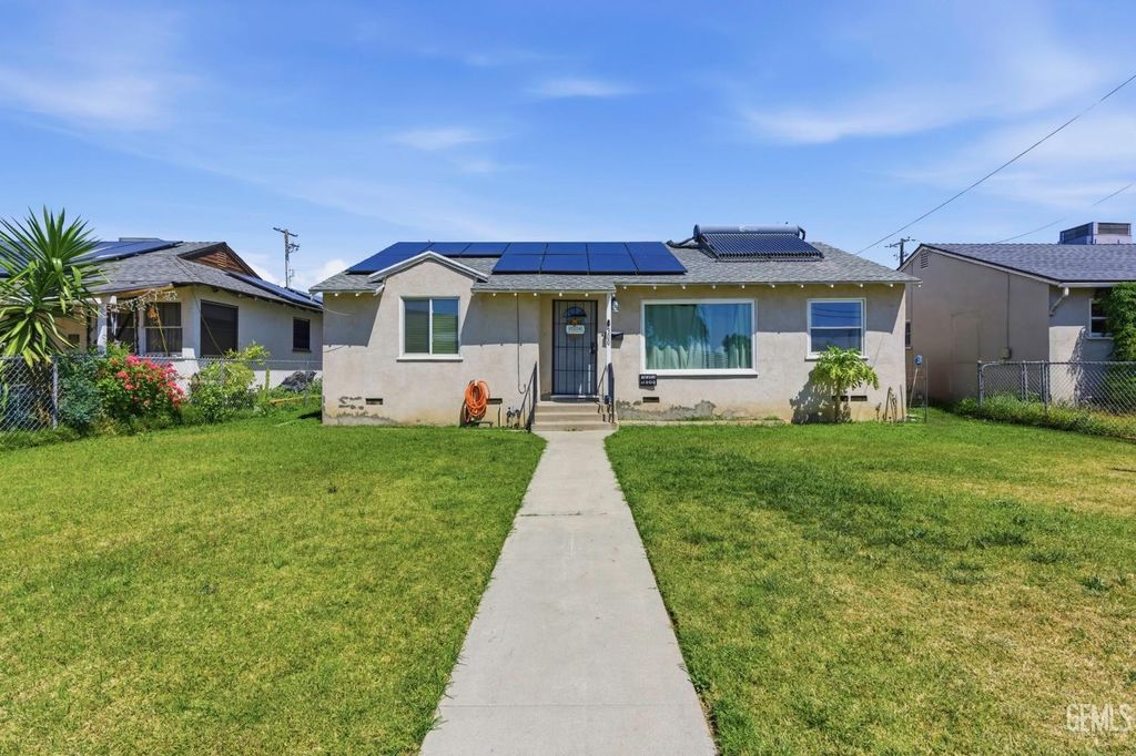 300 S Olive Street, Bakersfield, CA 93304