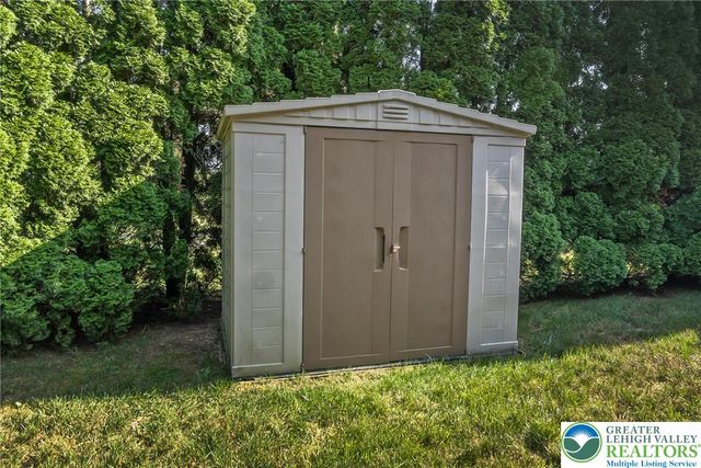 2298 Yost Road, Moore Twp, PA 18014