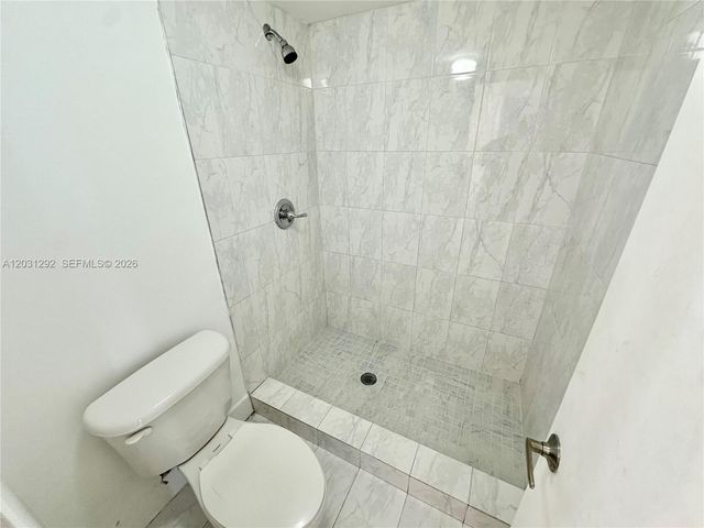 19751 SW 114th Ave 349, Miami, FL 33157