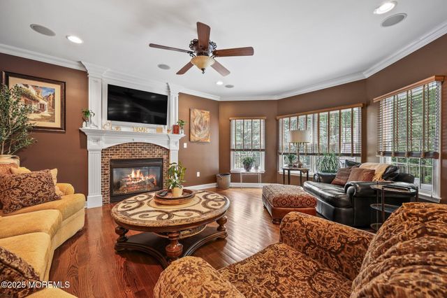 4 White Pines Way, Freehold, NJ 07728