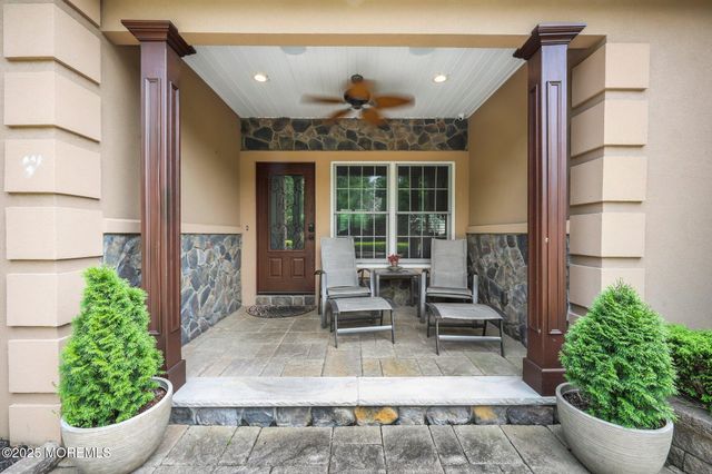 4 White Pines Way, Freehold, NJ 07728