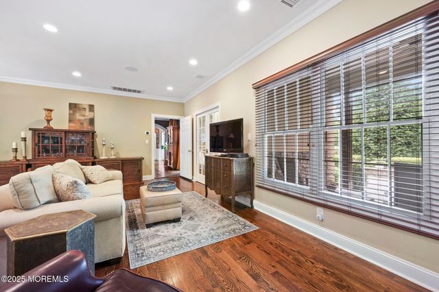 4 White Pines Way, Freehold, NJ 07728