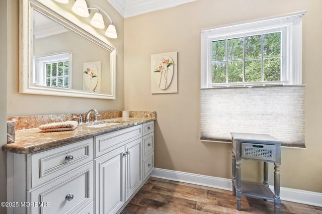 4 White Pines Way, Freehold, NJ 07728