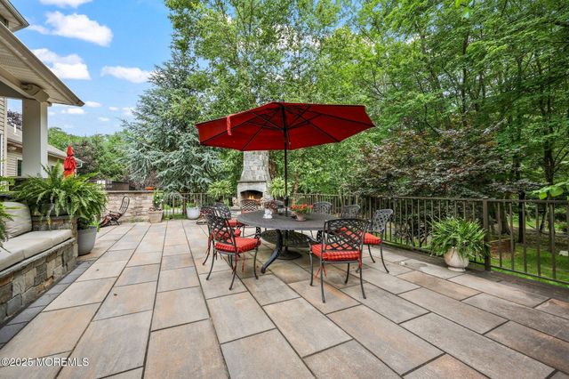 4 White Pines Way, Freehold, NJ 07728