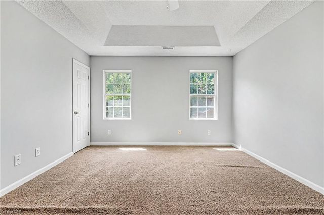 933 Londonderry Drive, High Point, NC 27265