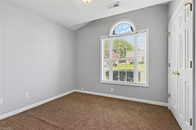 933 Londonderry Drive, High Point, NC 27265