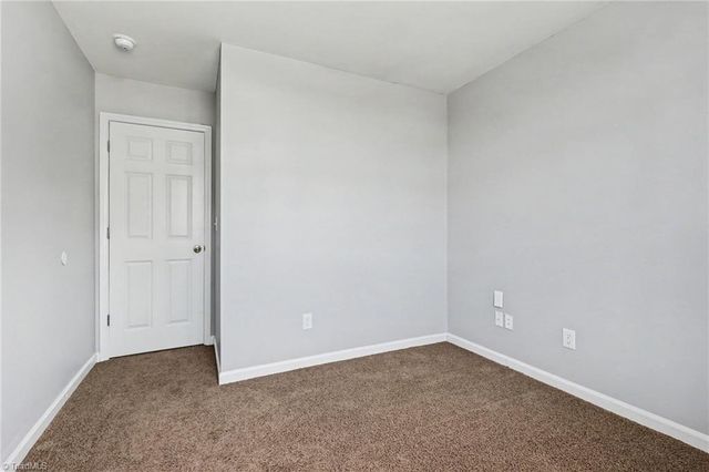 933 Londonderry Drive, High Point, NC 27265