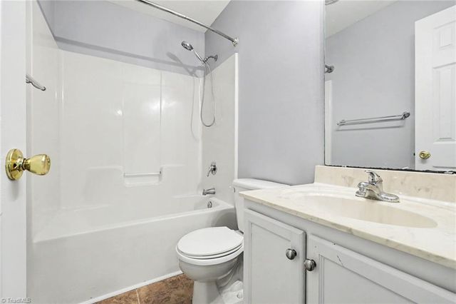 933 Londonderry Drive, High Point, NC 27265