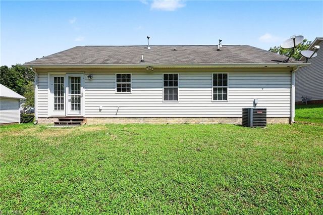 933 Londonderry Drive, High Point, NC 27265