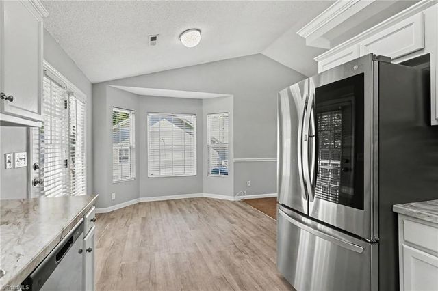 933 Londonderry Drive, High Point, NC 27265
