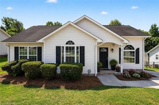 933 Londonderry Drive, High Point, NC 27265