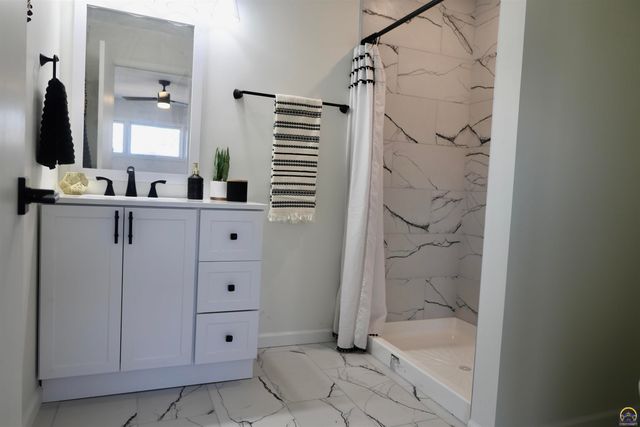 1128 Thompson St, Emporia, KS 66801