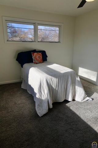 1128 Thompson St, Emporia, KS 66801