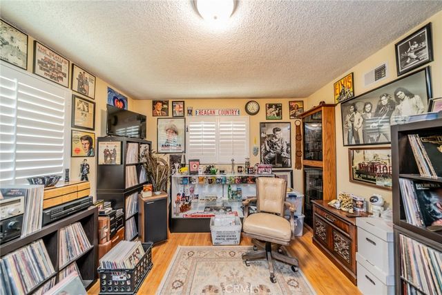 34986 Comberton, Yucaipa, CA 92399