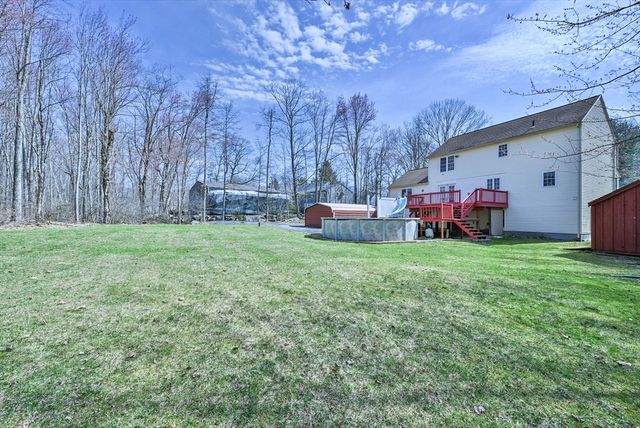 99 Smith Rd, Charlton, MA 01507