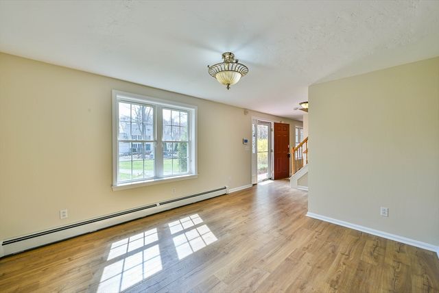 99 Smith Rd, Charlton, MA 01507