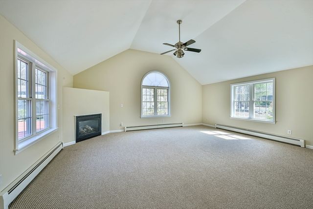 99 Smith Rd, Charlton, MA 01507