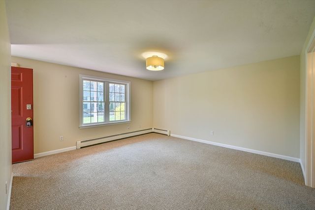 99 Smith Rd, Charlton, MA 01507