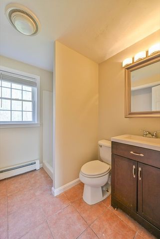 99 Smith Rd, Charlton, MA 01507