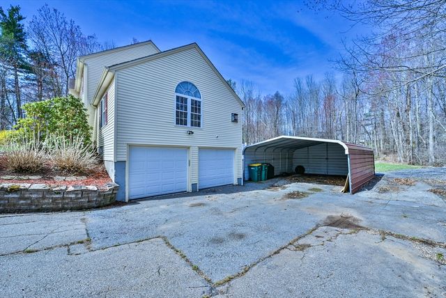 99 Smith Rd, Charlton, MA 01507