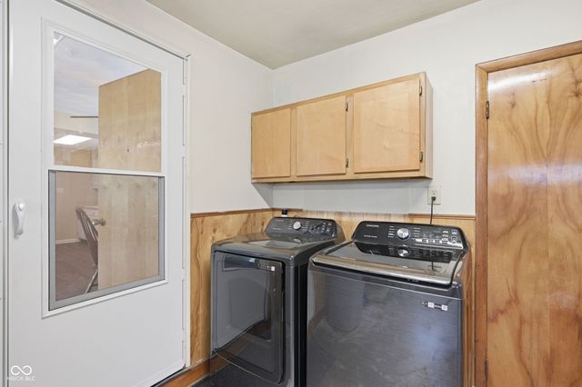 1604 E 47th Street, Anderson, IN 46013