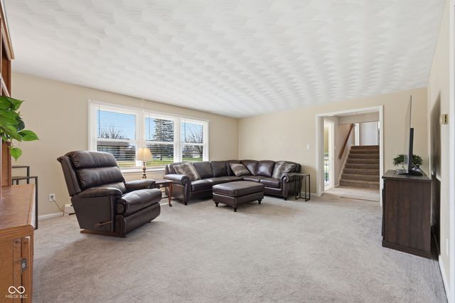 1604 E 47th Street, Anderson, IN 46013