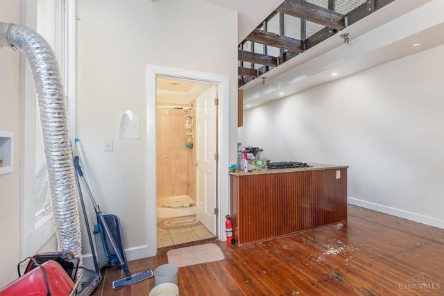 760 Straight Street, Cincinnati, OH 45214