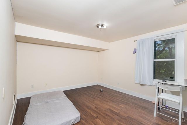 760 Straight Street, Cincinnati, OH 45214