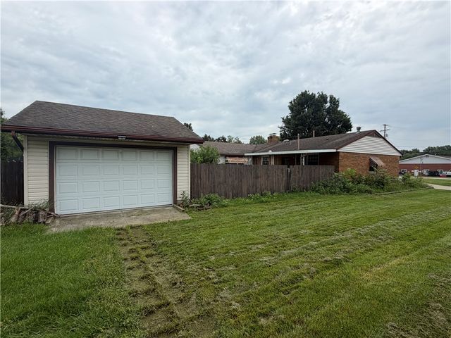 3999 Old Salem Road, Clayton, OH 45415