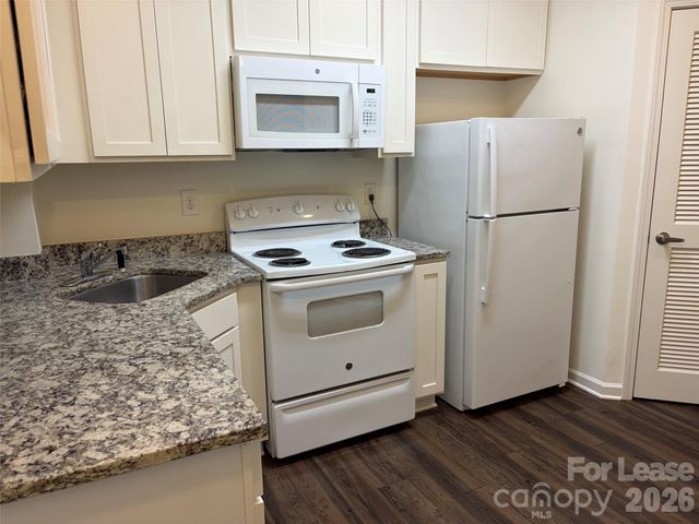 17905 Delmas Drive 302, Cornelius, NC 28031