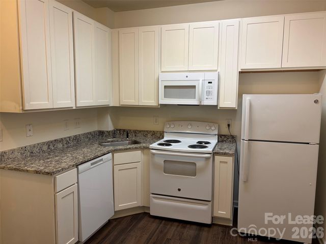 17905 Delmas Drive 302, Cornelius, NC 28031