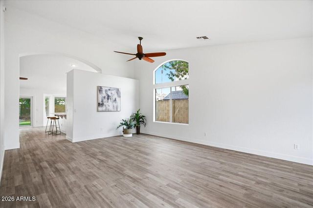 50 N COBBLESTONE Street, Gilbert, AZ 85234