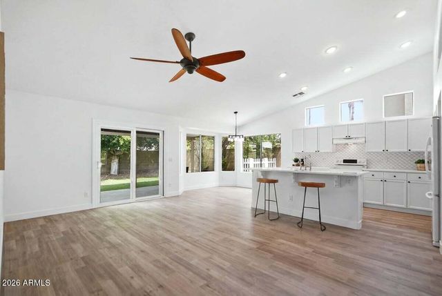 50 N COBBLESTONE Street, Gilbert, AZ 85234