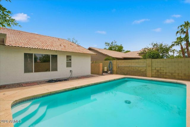 50 N COBBLESTONE Street, Gilbert, AZ 85234