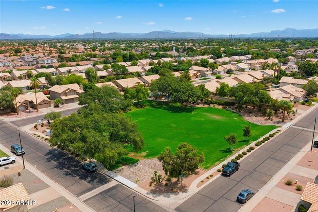 50 N COBBLESTONE Street, Gilbert, AZ 85234