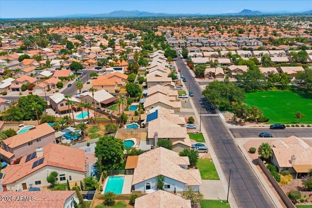 50 N COBBLESTONE Street, Gilbert, AZ 85234