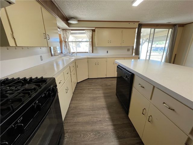 4315 S 1st Street, Rogers, AR 72758