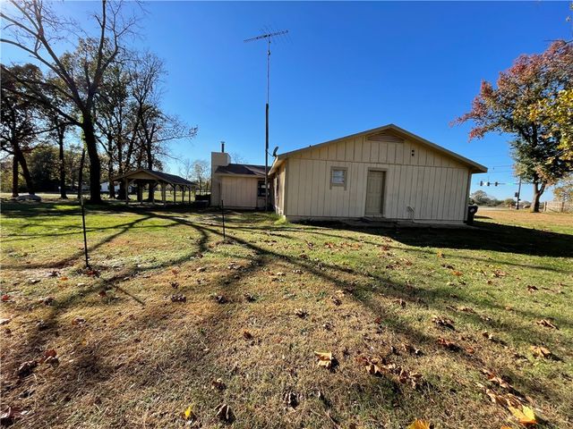 4315 S 1st Street, Rogers, AR 72758