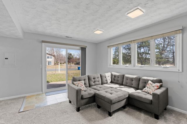 14661 94th Place N, Maple Grove, MN 55369