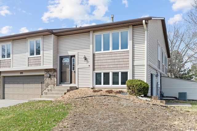 14661 94th Place N, Maple Grove, MN 55369
