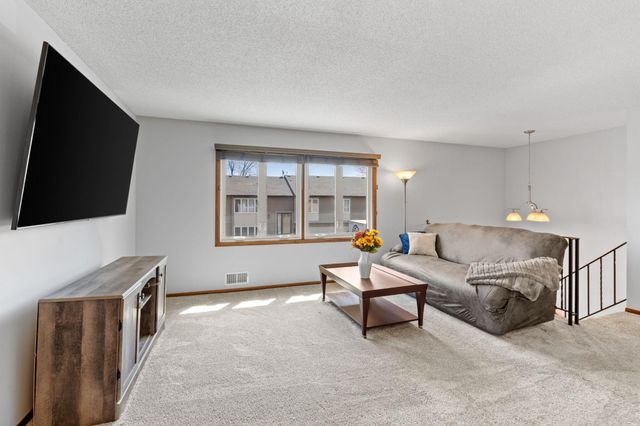 14661 94th Place N, Maple Grove, MN 55369