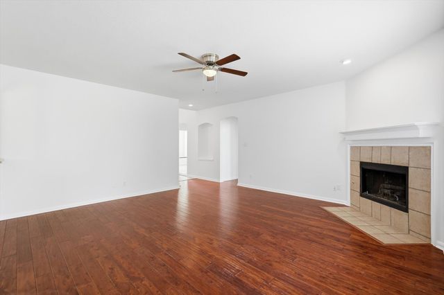 3820 Blueridge Drive, The Colony, TX 75056