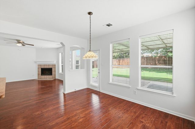 3820 Blueridge Drive, The Colony, TX 75056