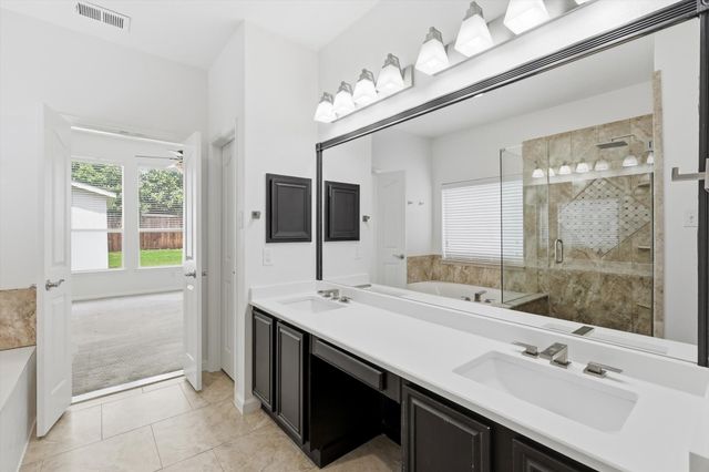 3820 Blueridge Drive, The Colony, TX 75056