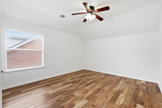 3820 Blueridge Drive, The Colony, TX 75056