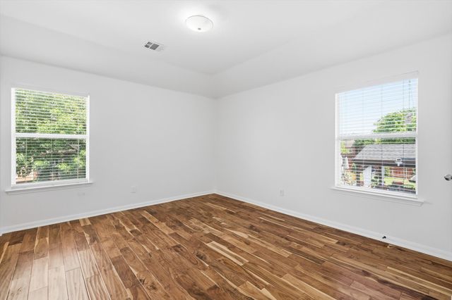 3820 Blueridge Drive, The Colony, TX 75056