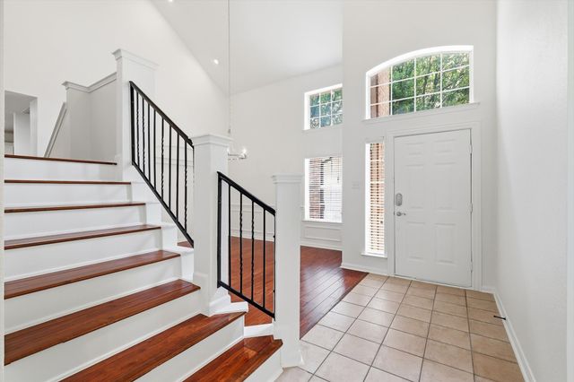 3820 Blueridge Drive, The Colony, TX 75056