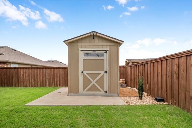 14505 Broomstick Road, Fort Worth, TX 76052